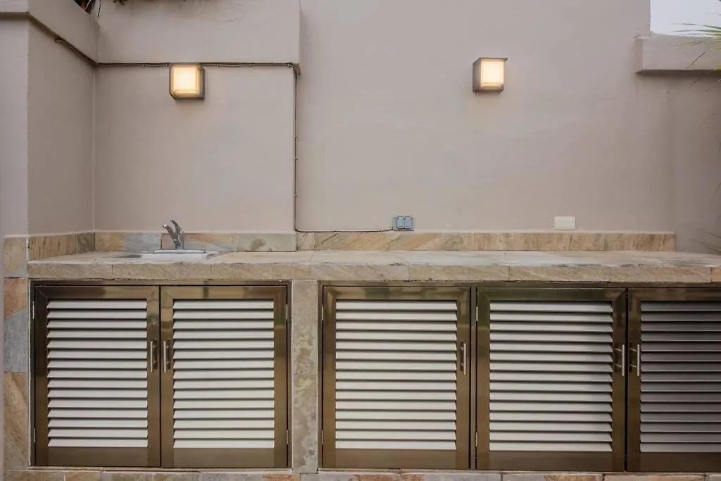 Apartment Location- 3-Bdr Penth-150 Mbps- Pool- Priv Rooftop Playa del Carmen