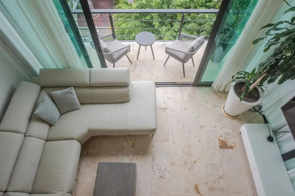 Apartment Location- 3-Bdr Penth-150 Mbps- Pool- Priv Rooftop Playa del Carmen Mexico
